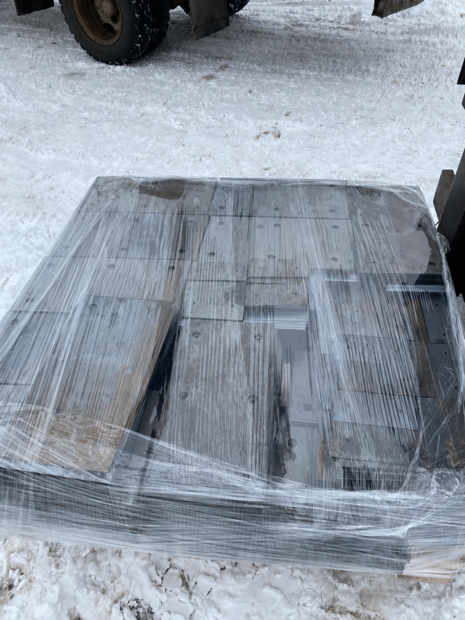 Лазерная резка металлического листа до 6 мм LR (74)